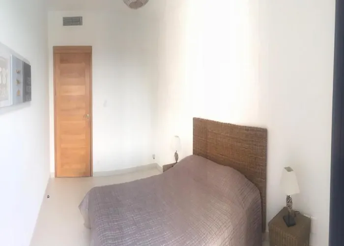 Marina Di Fiori By Pinarello Services *