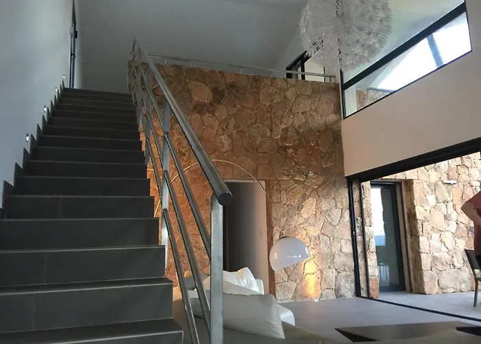 Marina Di Fiori By Pinarello Services * פורטו-וישיו